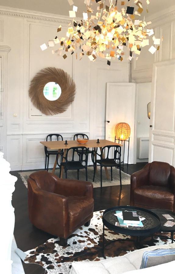 Chic Appartement In Bordeaux Golden Triangle Luaran gambar